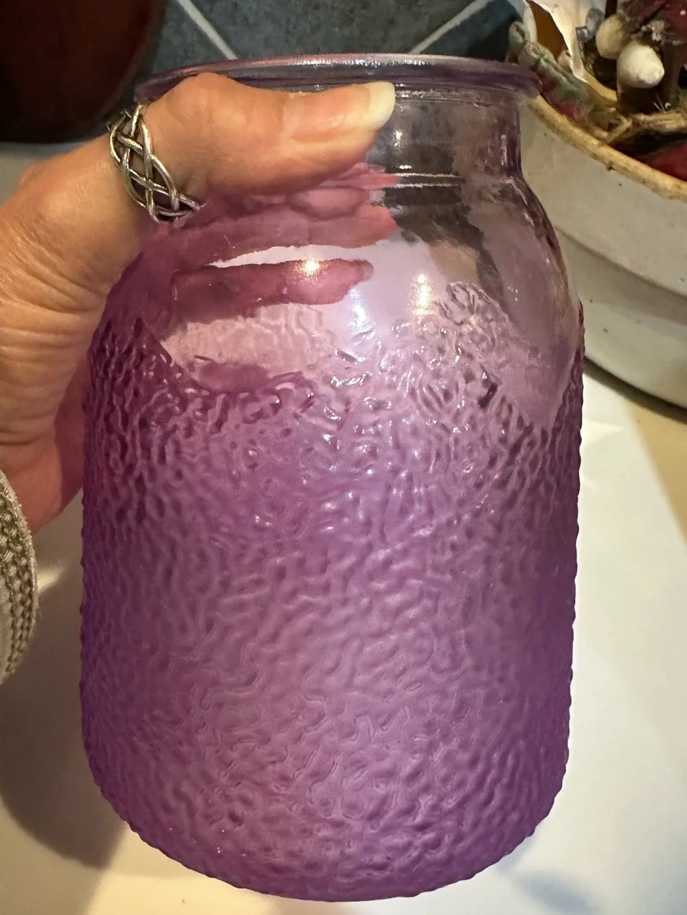PURPLE PINK TEXTURED GLASS VASE JUG CONTAINER STORAGE FLOWERS WEDDING DECOR 7”x5